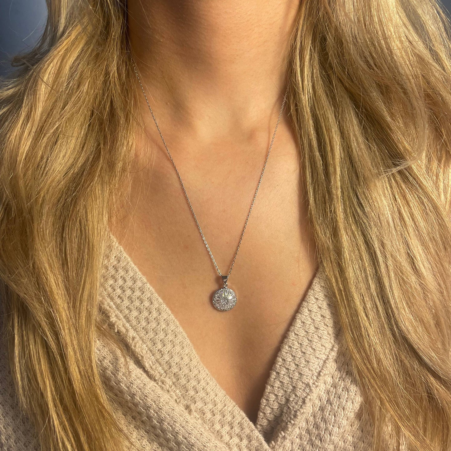 Antique Crystal Silver Necklace - Waterproof