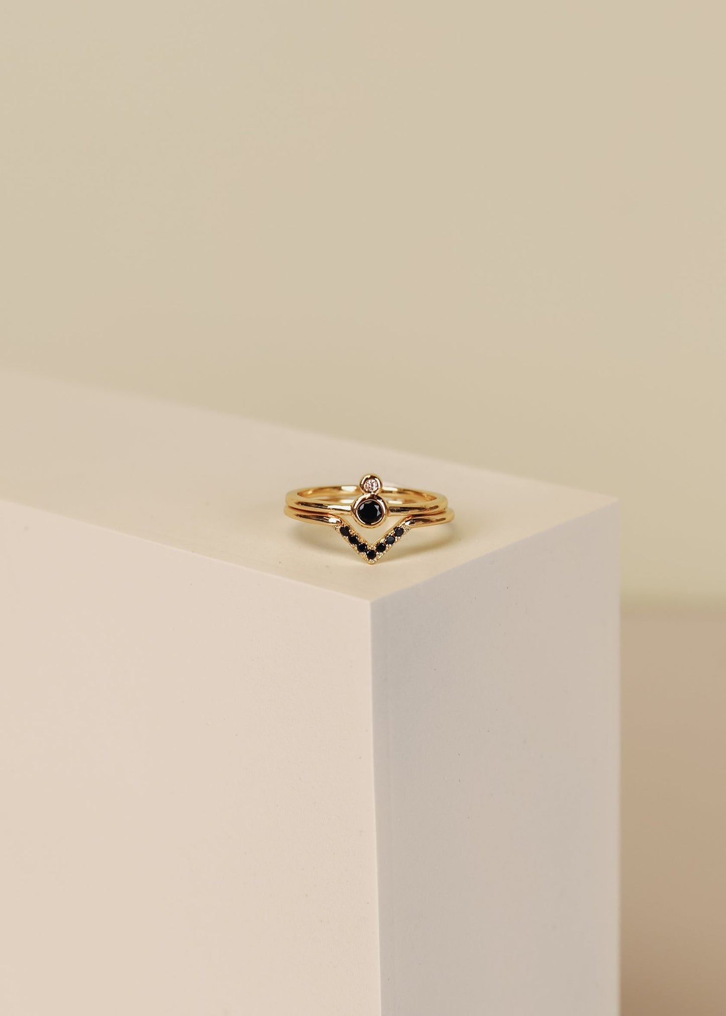 Black Lambda Ring