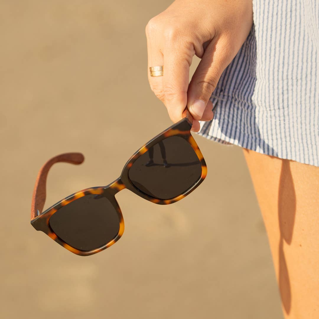 Alaina - Matte Ambe Tortoise / Walnut Wood / Grey - Blue Planet Eco-Eyewear