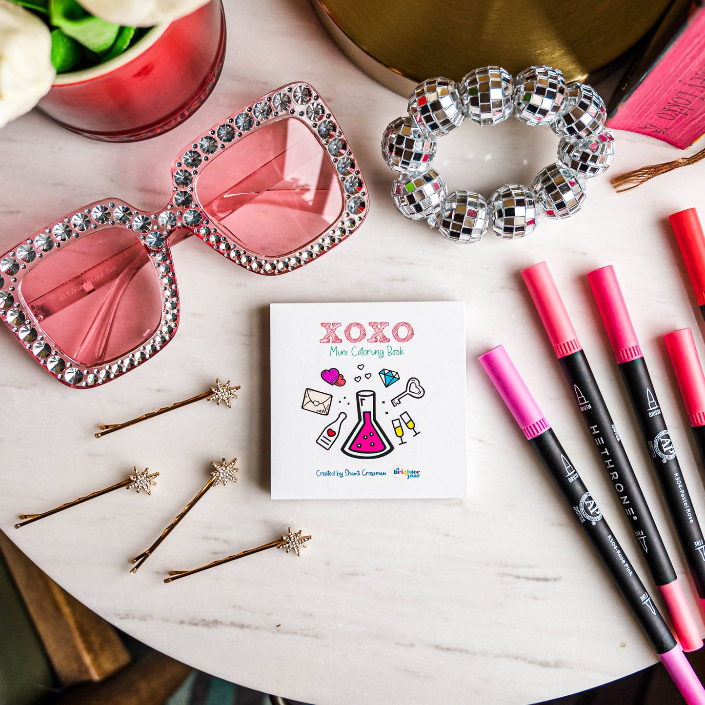 XOXO Mini Valentine Themed designs Coloring Book