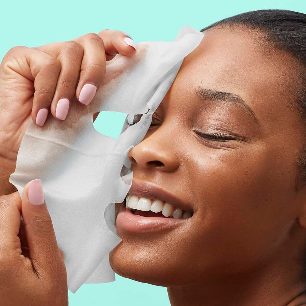 Illuminate Illuminateur Face Masks - Patchology