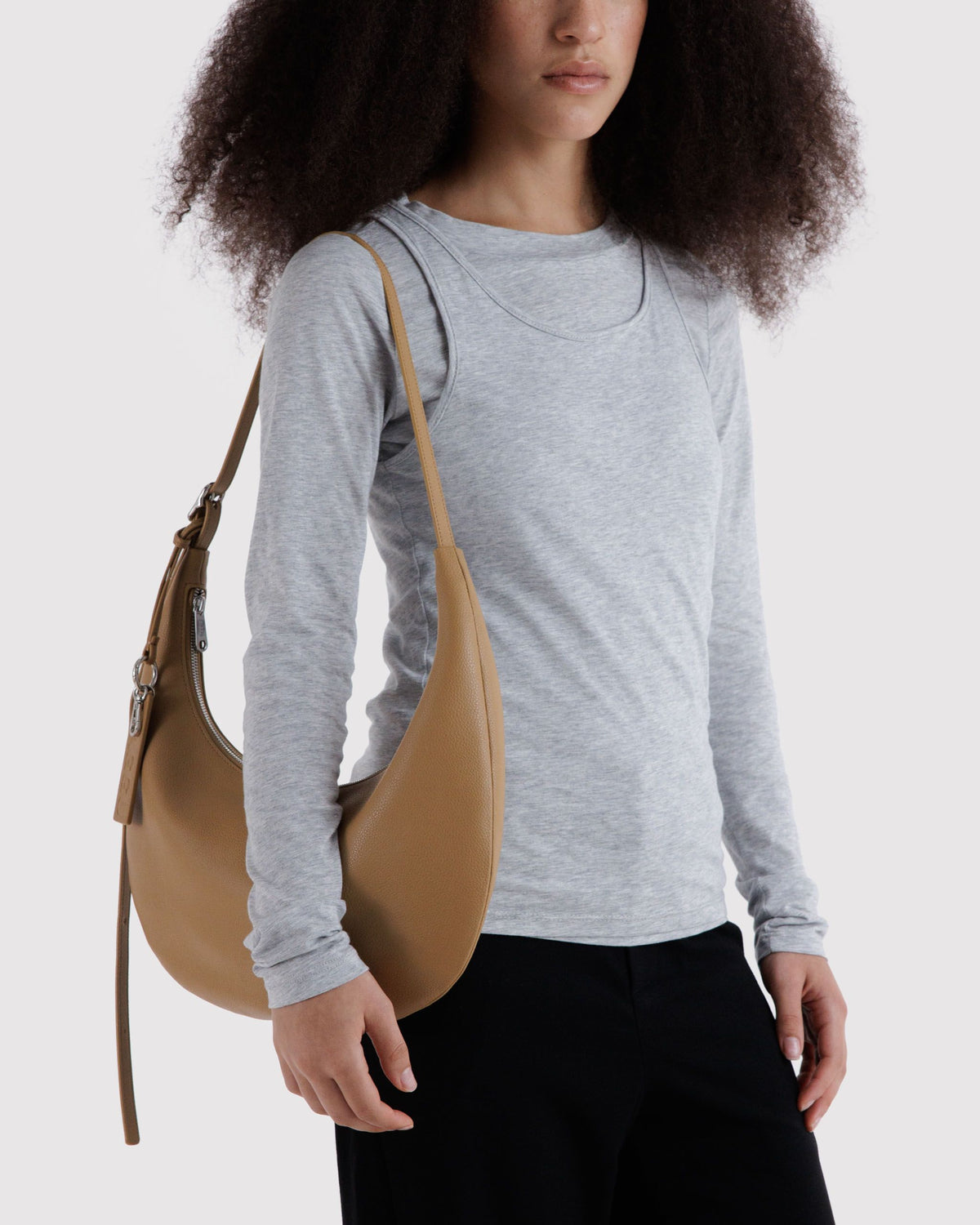 Medium Recycled Leather Flat Crescent - Baggu