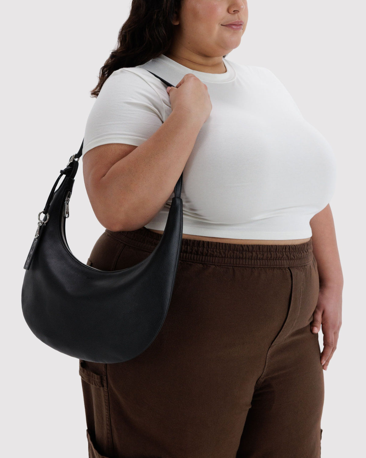 Medium Recycled Leather Flat Crescent - Baggu