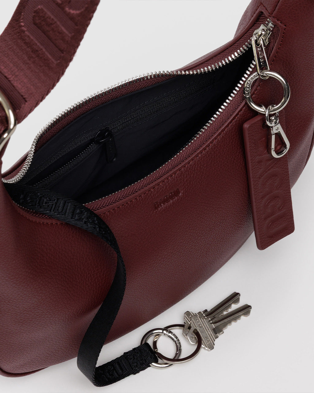Small Recycled Leather Crescent Bag - Baggu