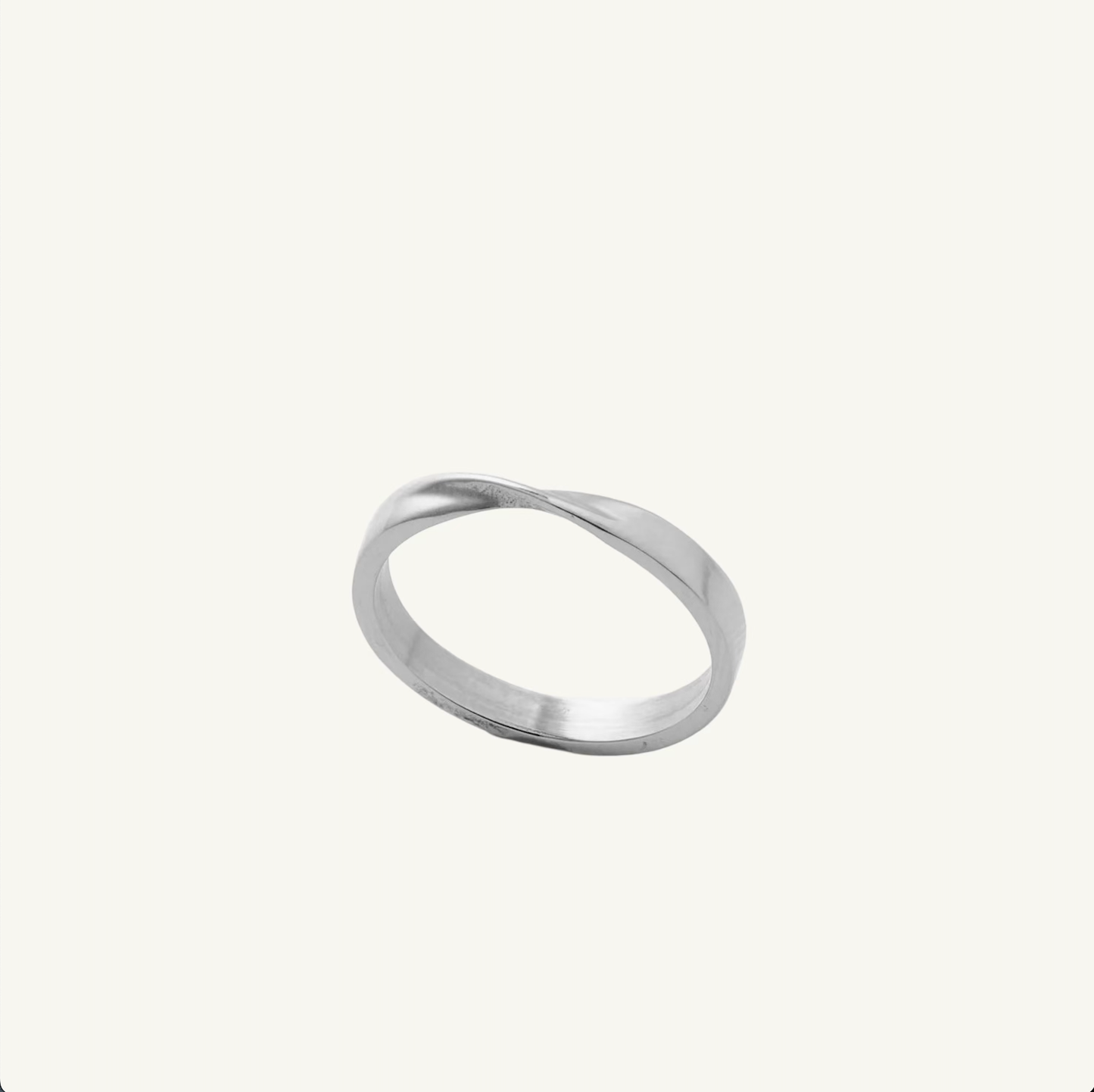 Viv Twisted Ring- Silver