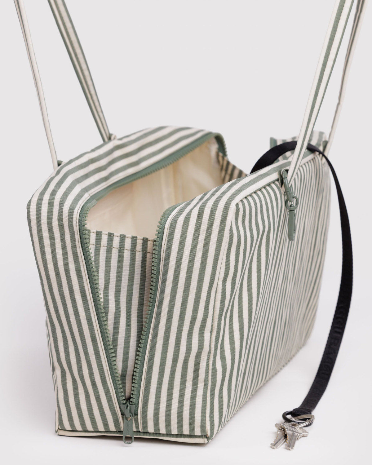 Medium Nylon Bowler Bag - Baggu