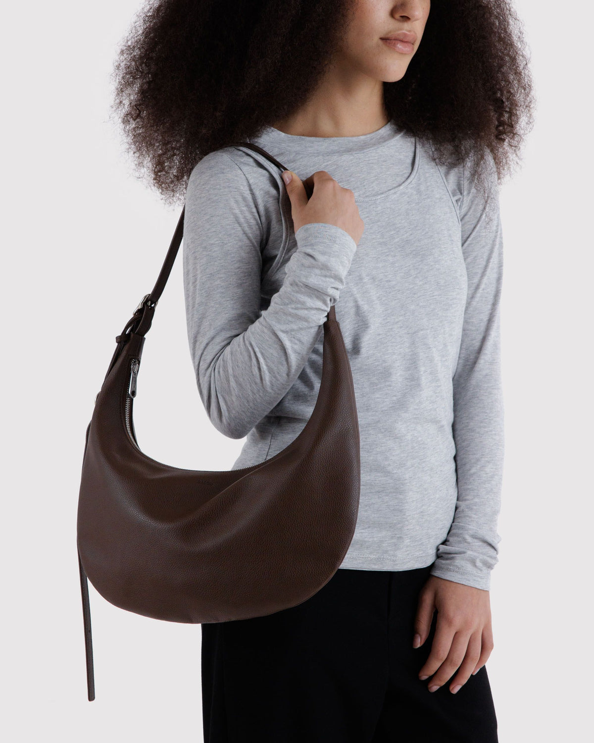 Medium Recycled Leather Flat Crescent - Baggu